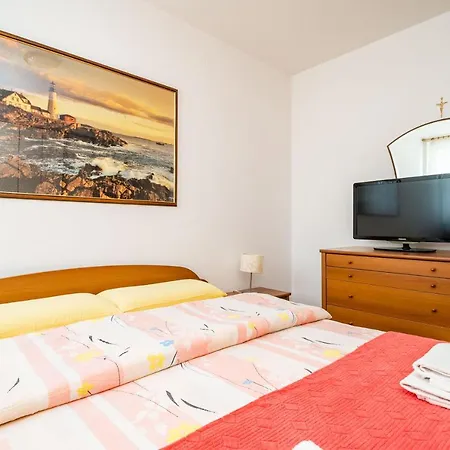 Spacious Three Bedroom Apartment Dubrovnik Exterior photo