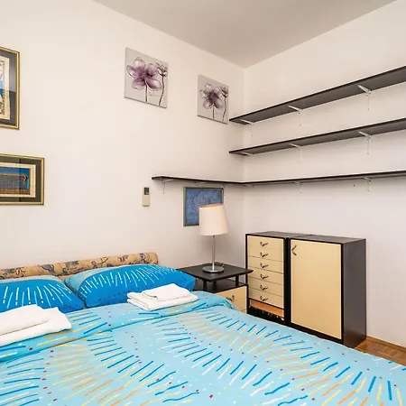 Spacious Three Bedroom Apartment Dubrovnik Exterior photo