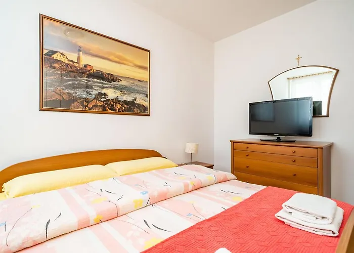 Spacious Three Bedroom Apartment