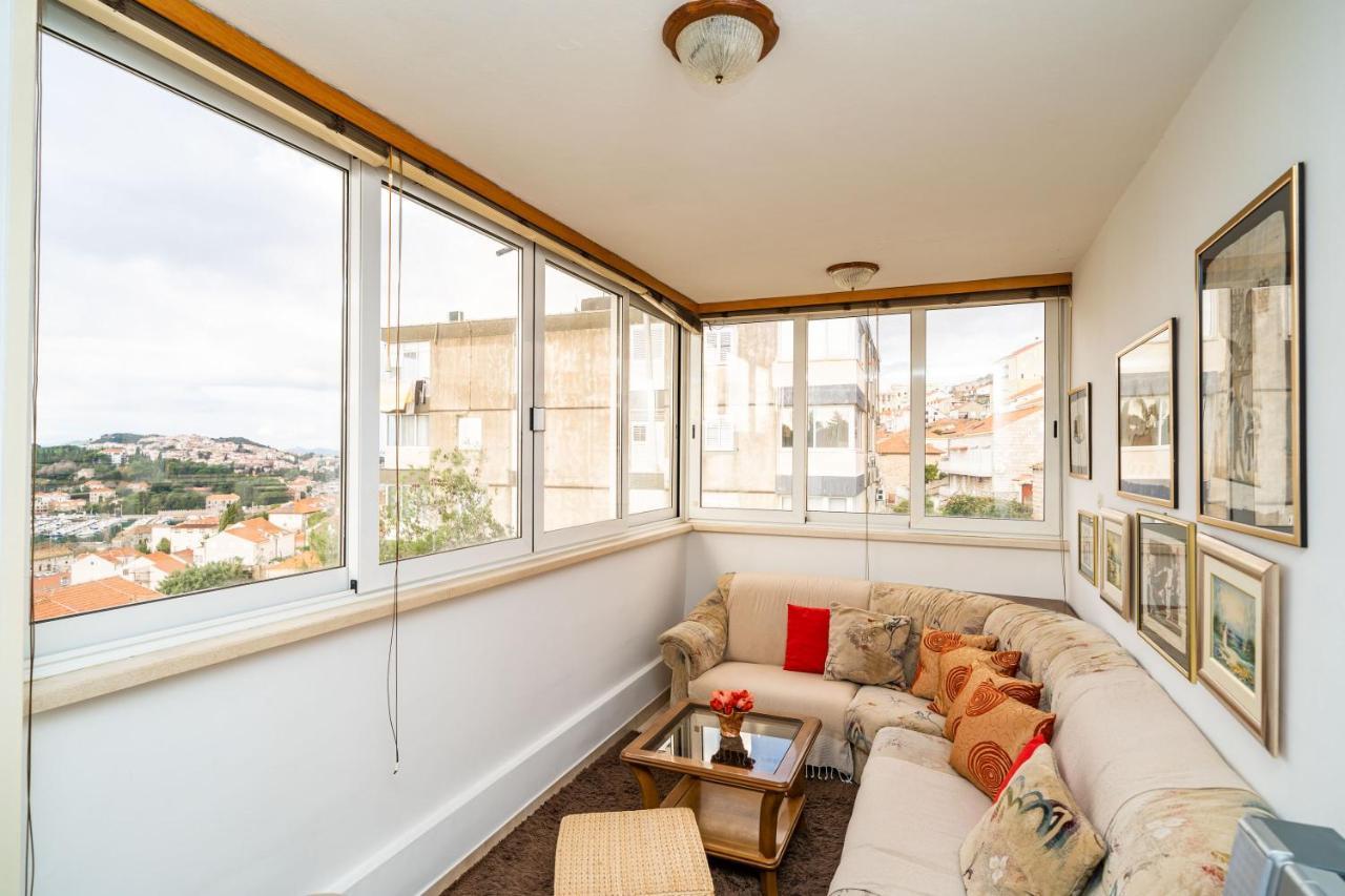 Apartment Spacious Three Bedroom Dubrovnik