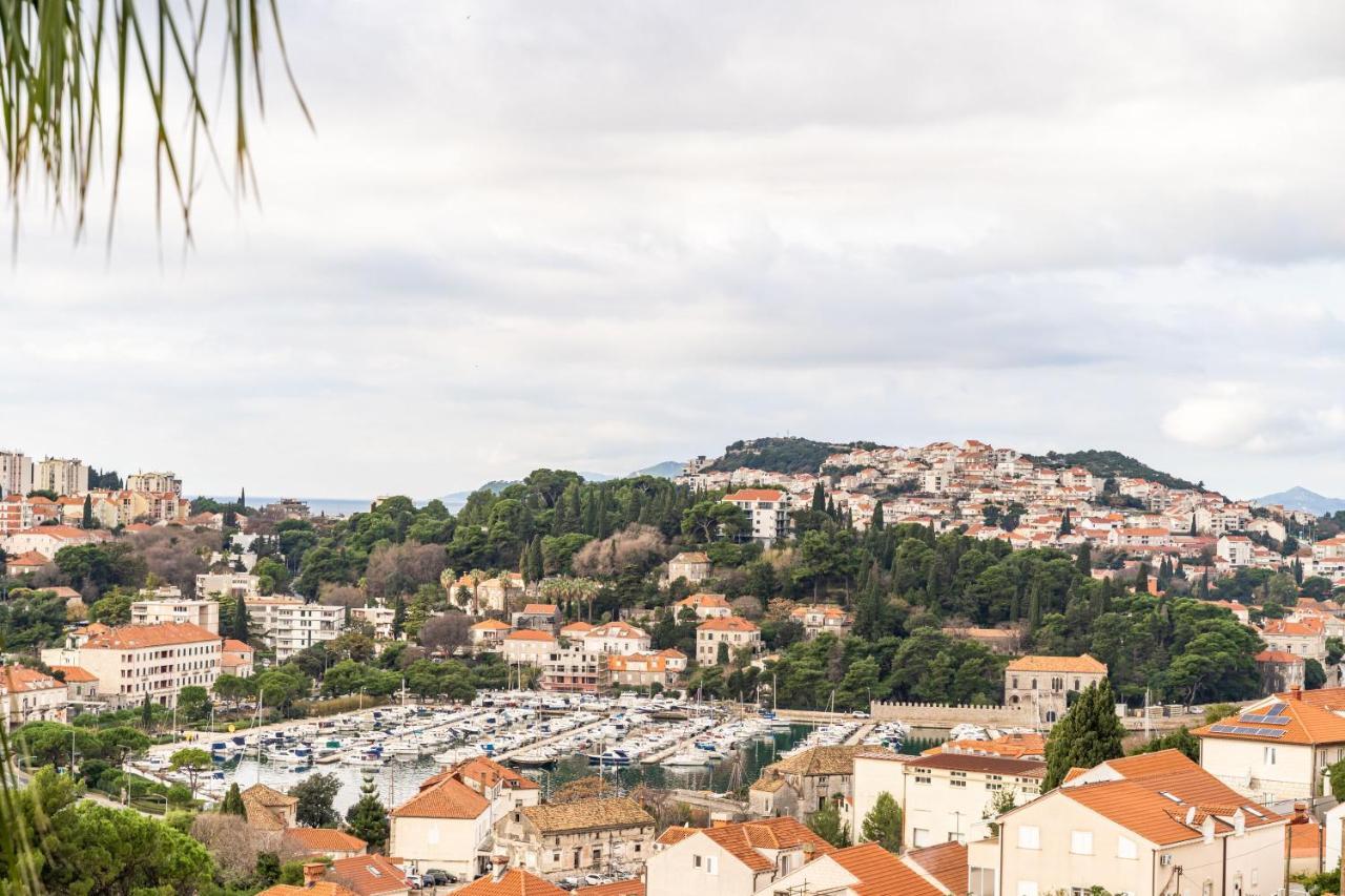 Spacious Three Bedroom Apartment Dubrovnik